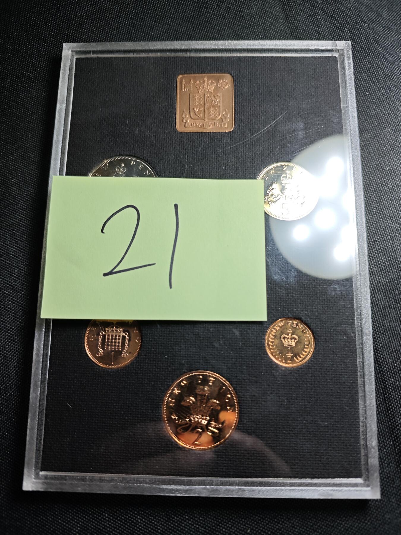 KK钱币收藏小铺   套币专场 2月预留时间 周末发货  1971英国大小面值清年一套 精制套币