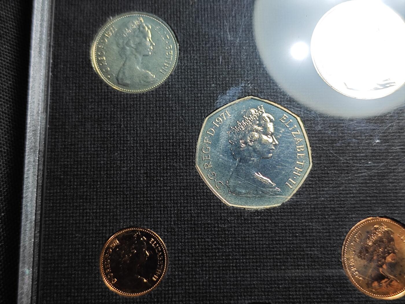 KK钱币收藏小铺   套币专场 2月预留时间 周末发货  1971英国大小面值清年一套 精制套币