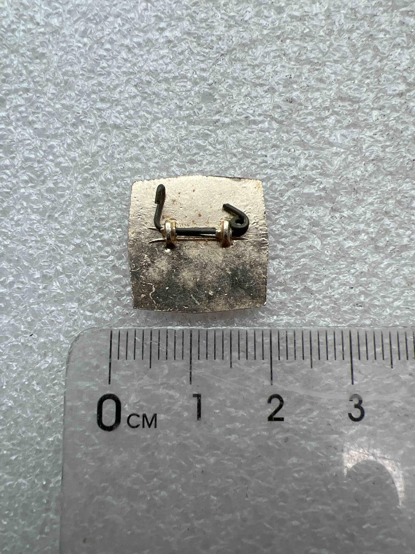 真品像章、纪念章 真品像章、纪念章