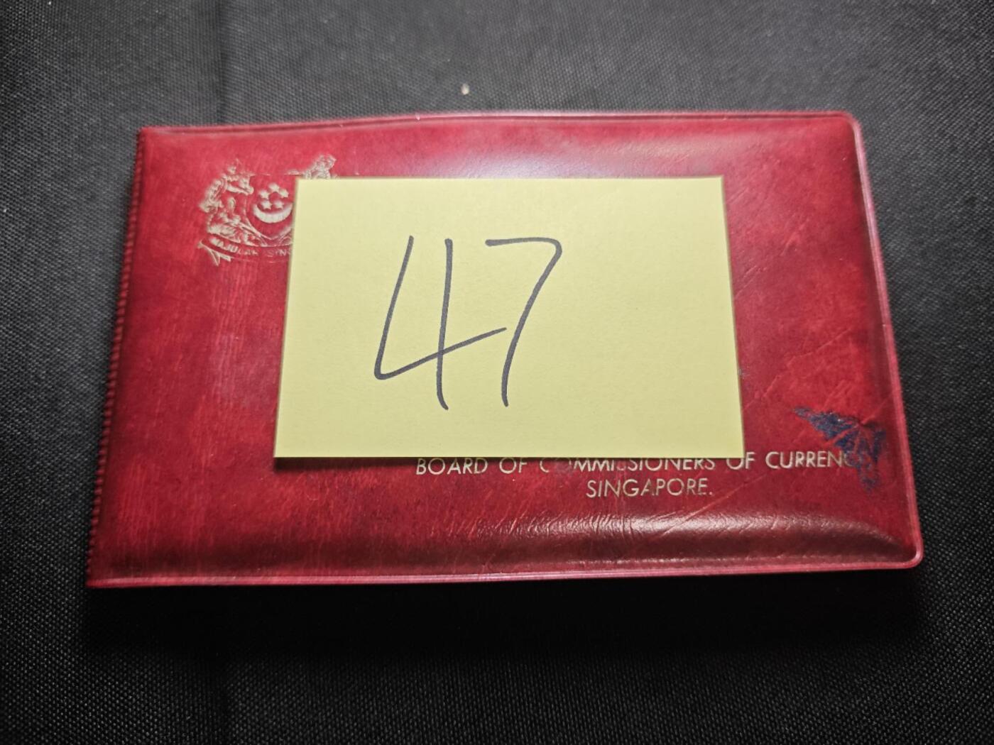 KK钱币收藏小铺   套币专场 2月预留时间 周末发货  1976新加坡动物版大小面值清年一套 生肖龙主题