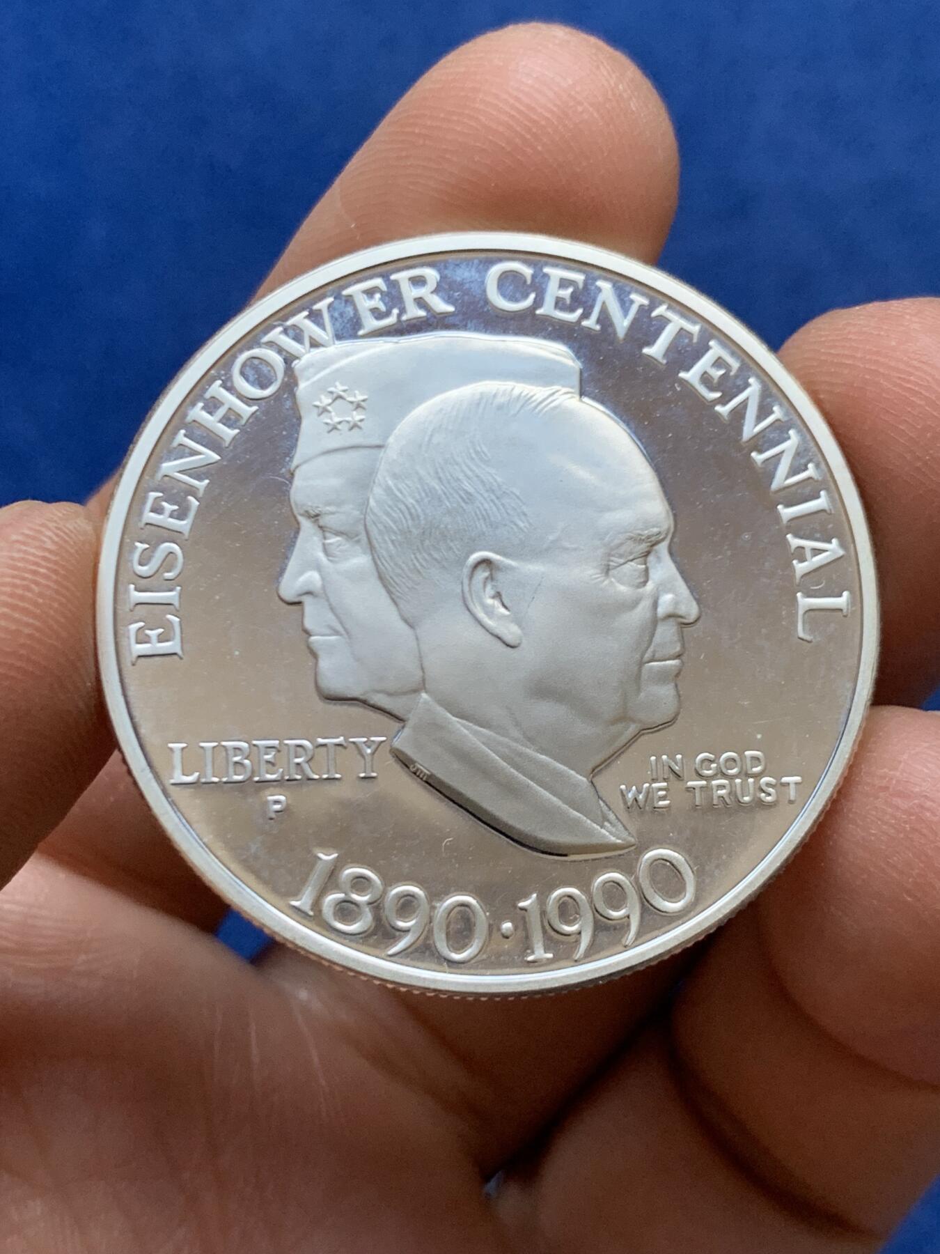 《竞宝斋》第470场 周日，周一，周二 3场连拍 （全场包邮）欢迎送拍 美国1990年艾森豪威尔诞辰100周年1美元精制银币，27克，900银。