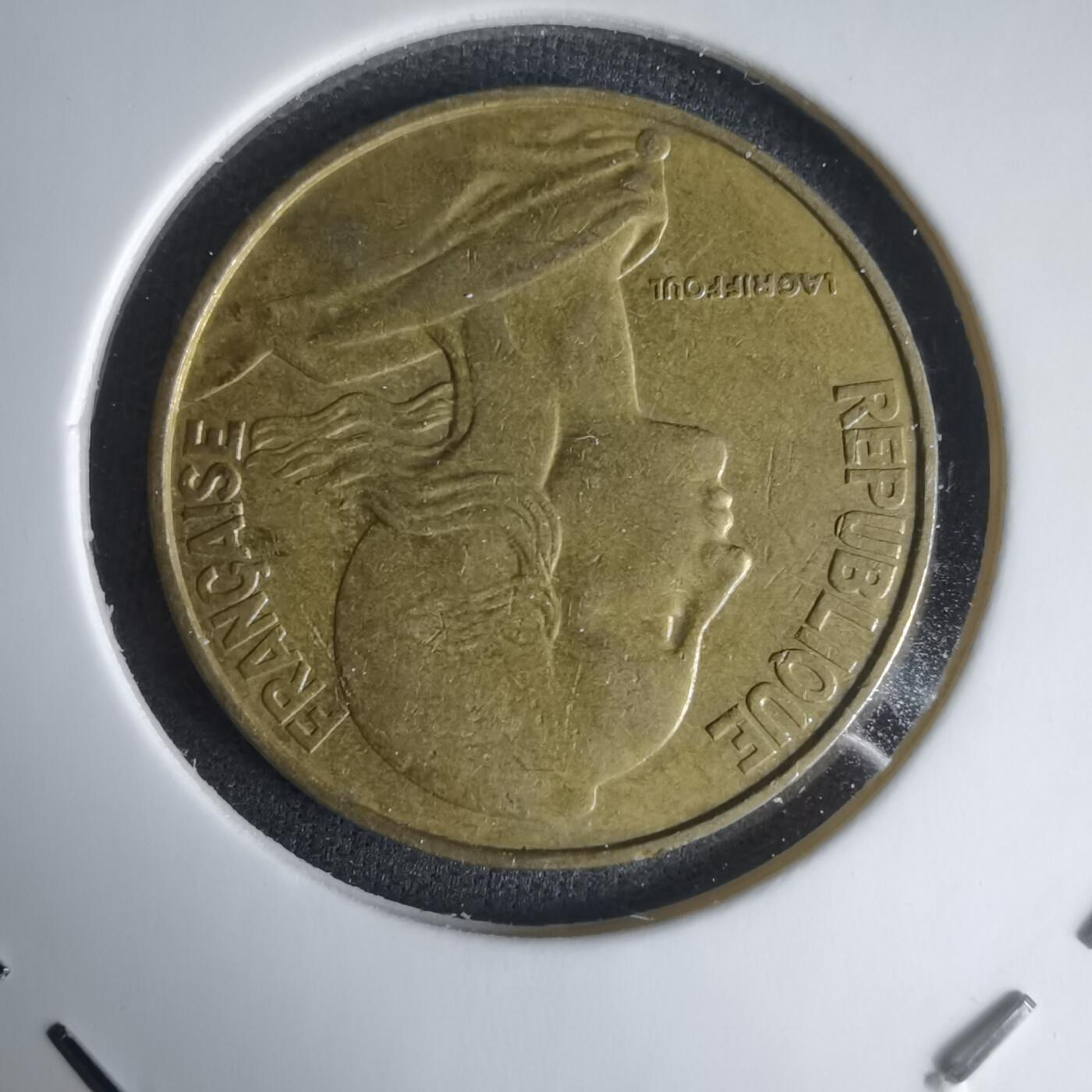 沼泽如烟--第1024场 法国1981年20分