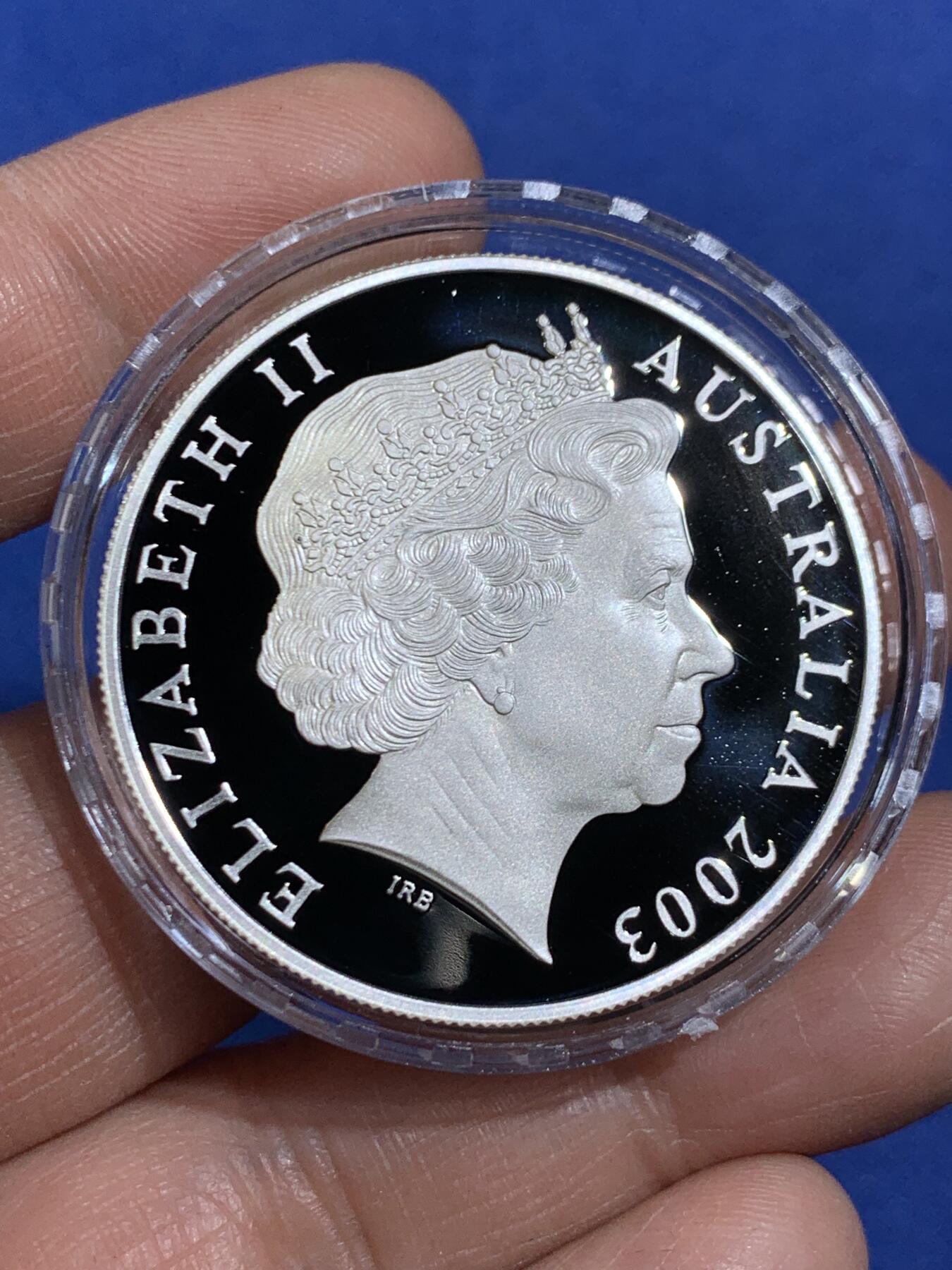 《竞宝斋》第470场 周日，周一，周二 3场连拍 （全场包邮）欢迎送拍 澳大利亚2003年5元部分镀金精制银币 英式橄榄球世界杯 1盎司999银 发行量2万 盒证全