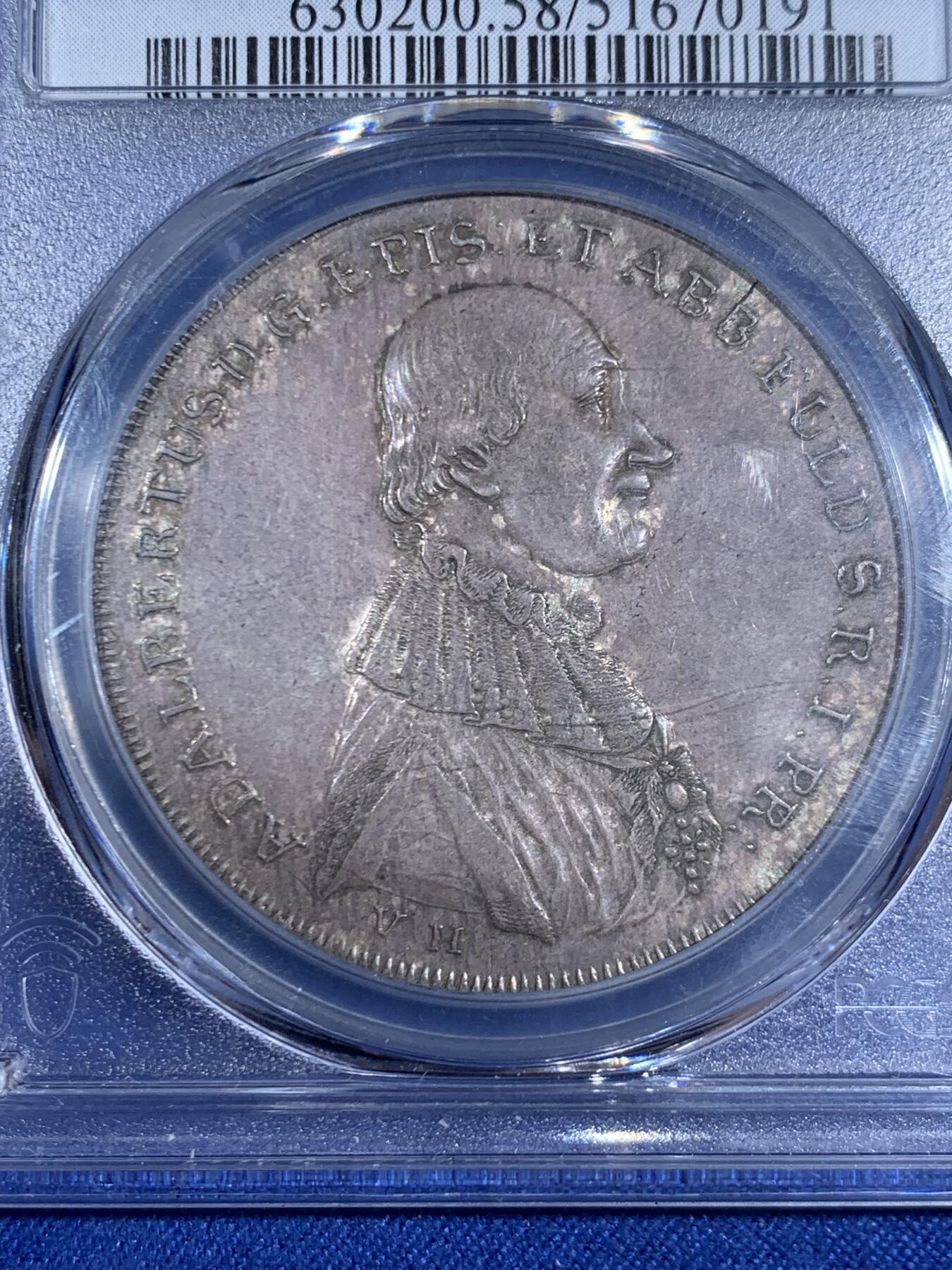 《竞宝斋》第470场 周日，周一，周二 3场连拍 （全场包邮）欢迎送拍 PCGS AU58 富尔达主教区 1796-VH 1泰勒银币 顶级巧克力包浆 反法战争主教区捐献银器铸造的贡献泰勒