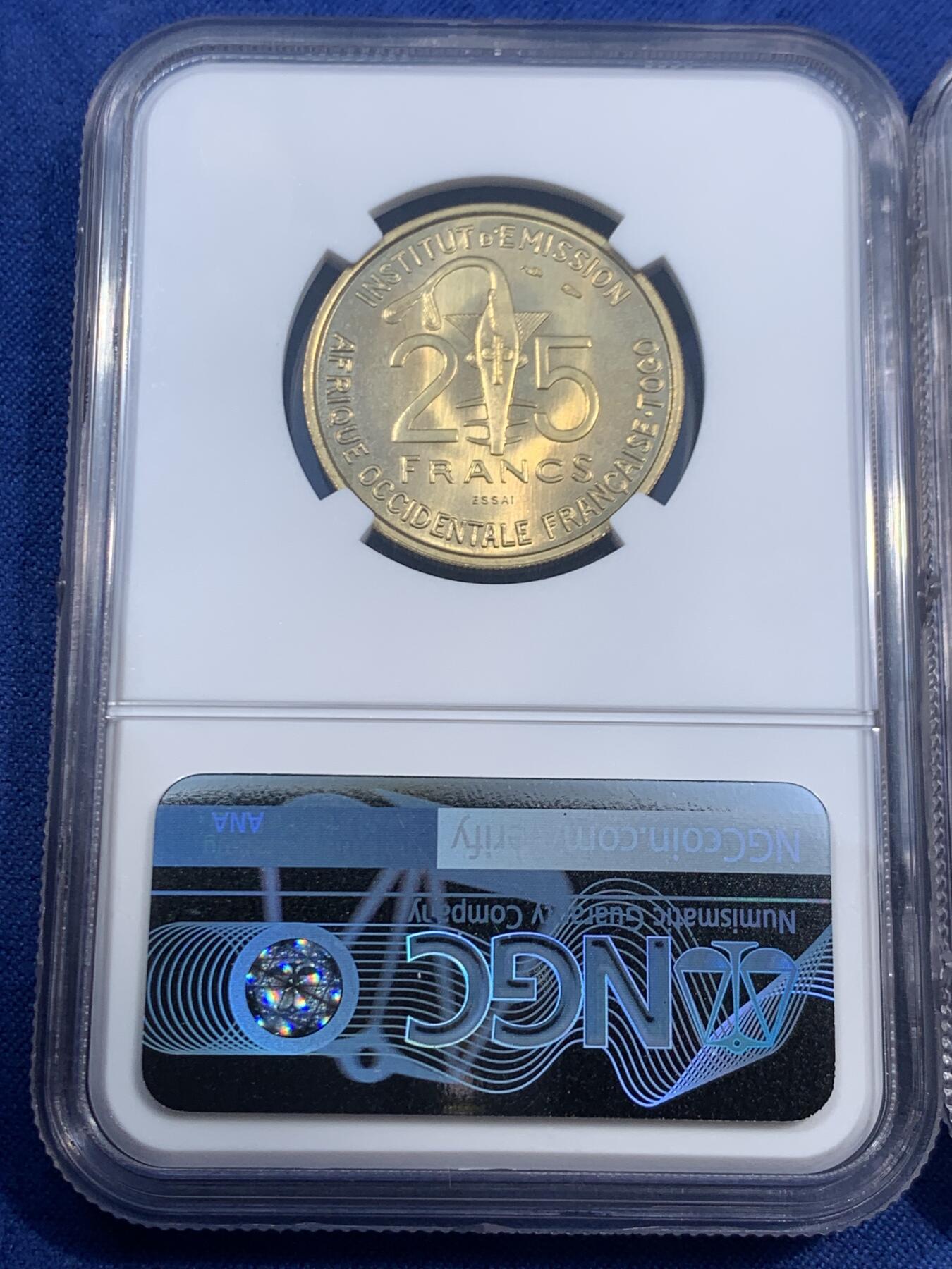 《竞宝斋》第470场 周日，周一，周二 3场连拍 （全场包邮）欢迎送拍 两枚一组 NGC MS65 多哥 1957年 10法郎+25法郎样币 单枚发行量 仅2300枚