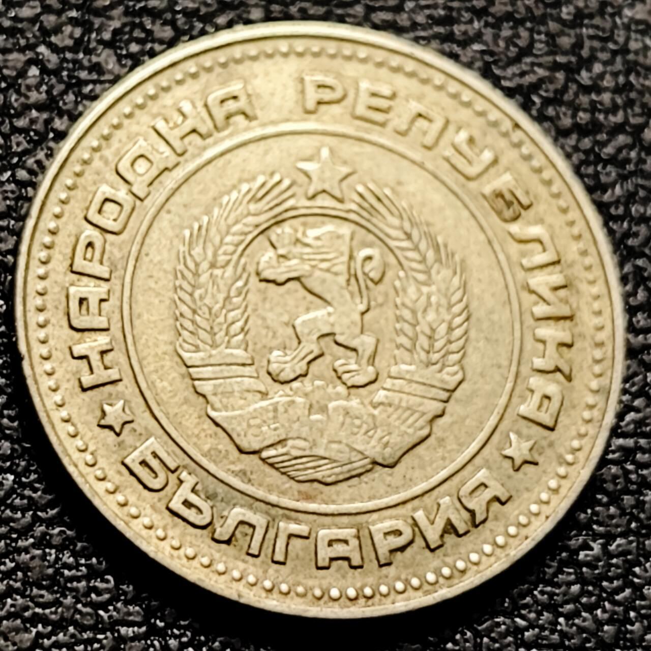 泉币菌-第210场-拍品多 请提前出价 。