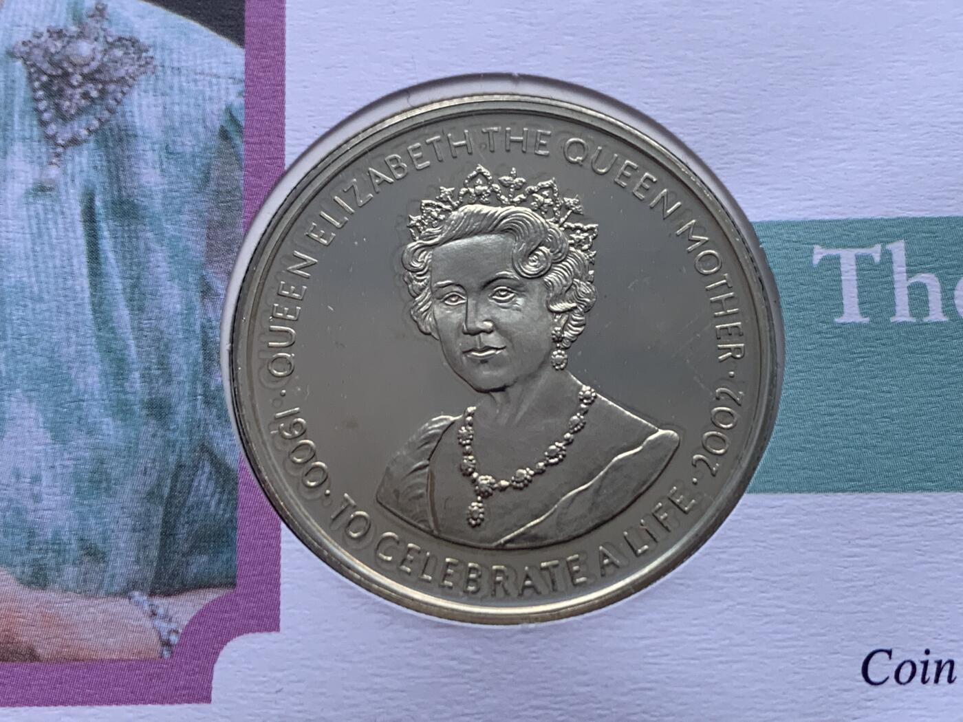 《竞宝斋》第470场 周日，周一，周二 3场连拍 （全场包邮）欢迎送拍 赞比亚2002年纪念女王母亲1000克瓦查纪念币，邮币首日封编号0205