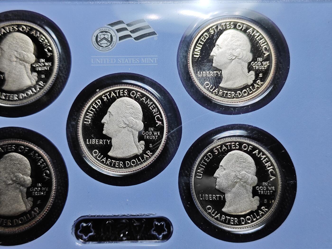 KK钱币收藏小铺   套币专场 2月预留时间 周末发货  美国25分公园精制纪念套币