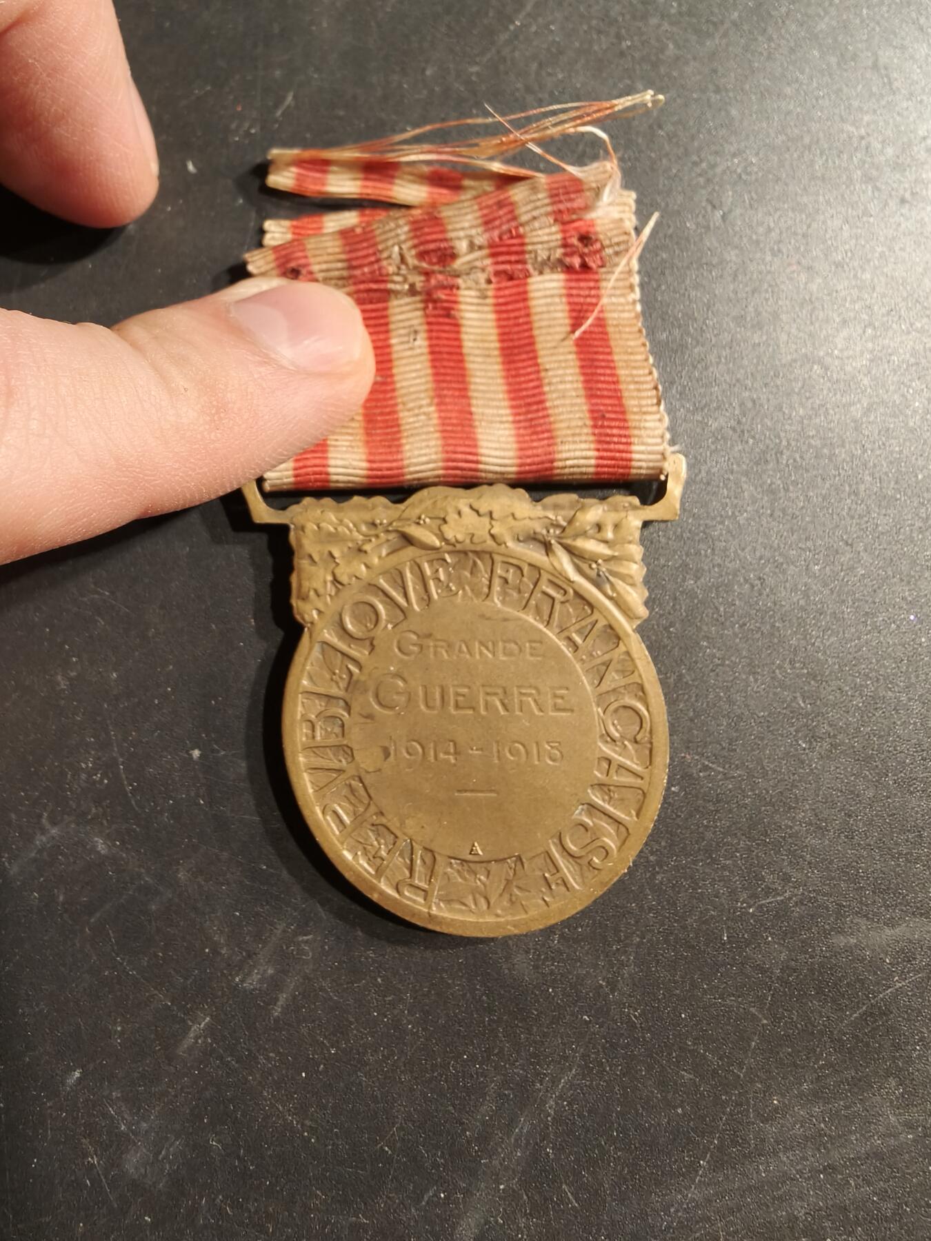 老王徽章第187期 法国一战纪念章