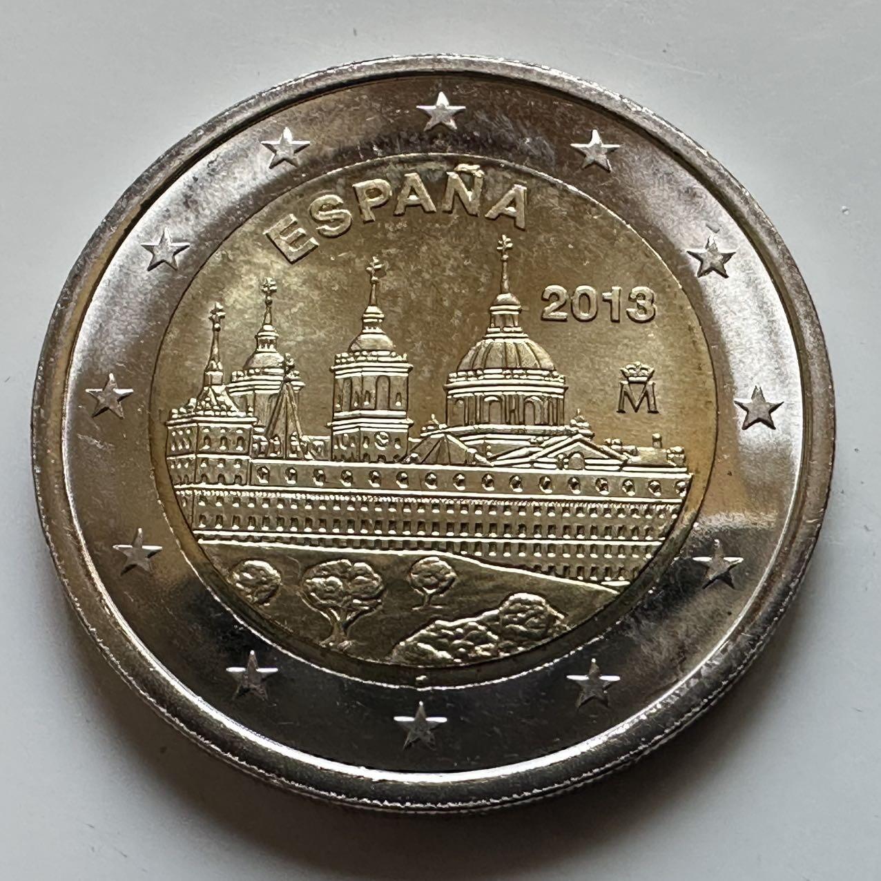 🌹外币初藏🌹🐯2026年第29场   欧元纪念币 接代拍 西班牙 2013年 埃斯科里亚尔圣洛伦索皇家修道院 2欧元双色纪念币