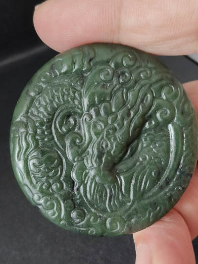 猩哥外币小铺➨【第221场】 - 新疆和田玉龙凤牌60克