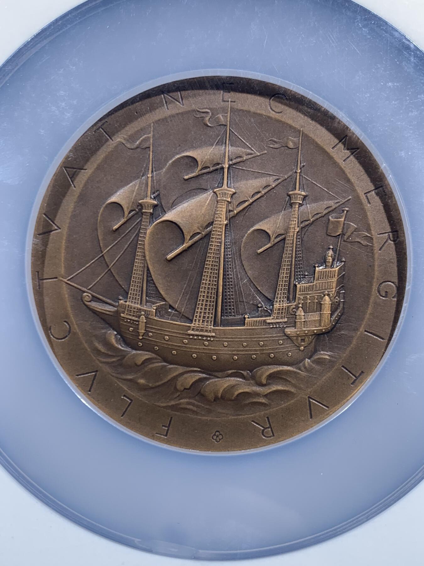 《竞宝斋》第470场 周日，周一，周二 3场连拍 （全场包邮）欢迎送拍 NGC MS63BN 法国1895年巴黎大学纪念铜章 稀缺超大加厚老盒