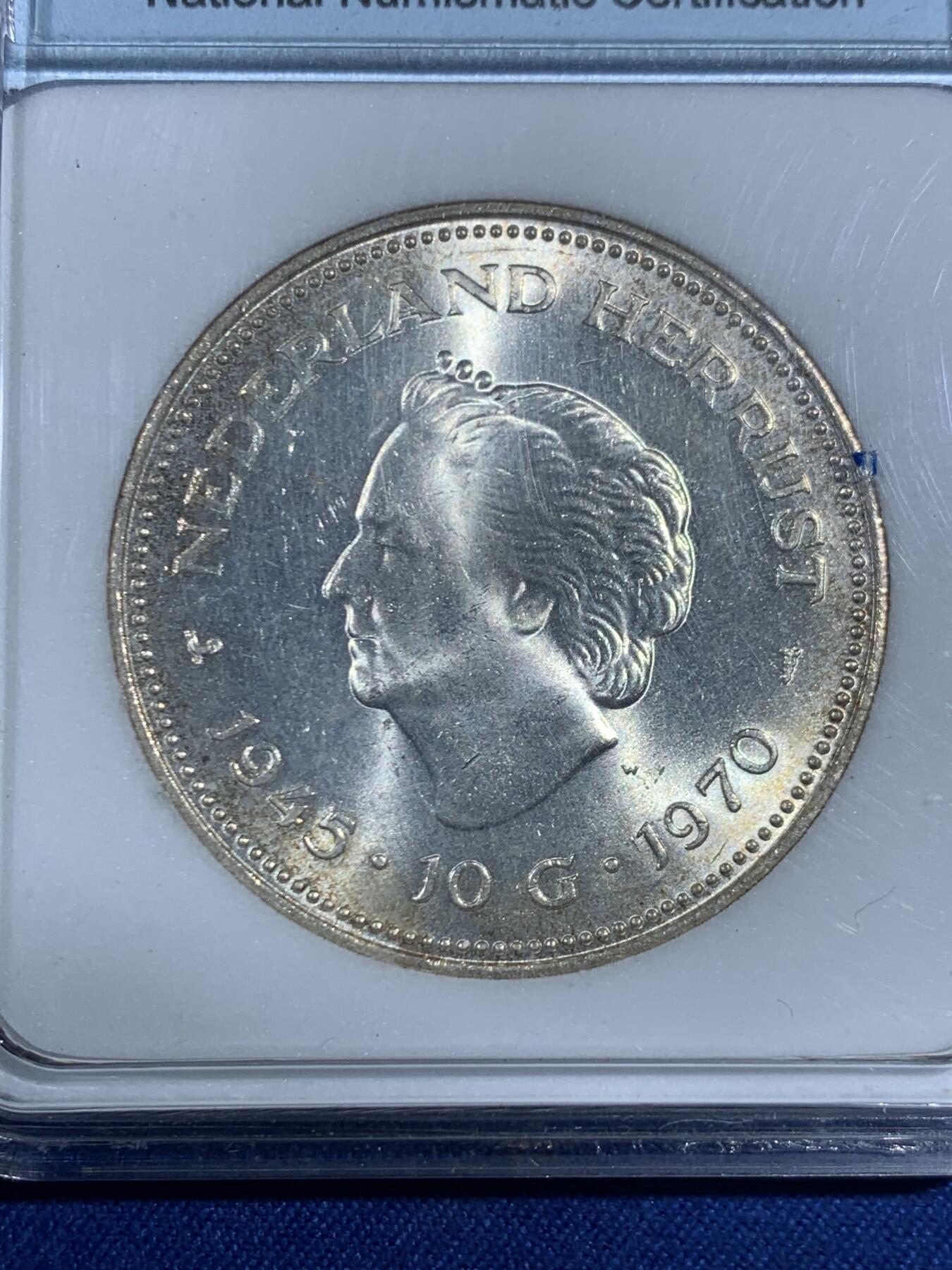 《竞宝斋》第470场 周日，周一，周二 3场连拍 （全场包邮）欢迎送拍 NNC MS64 1970年荷兰解放25年周年10盾纪念银币