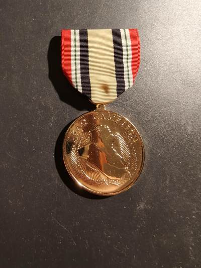 老王徽章第187期 - 美国伊拉克战争服役奖章     海军陆战队电镀版