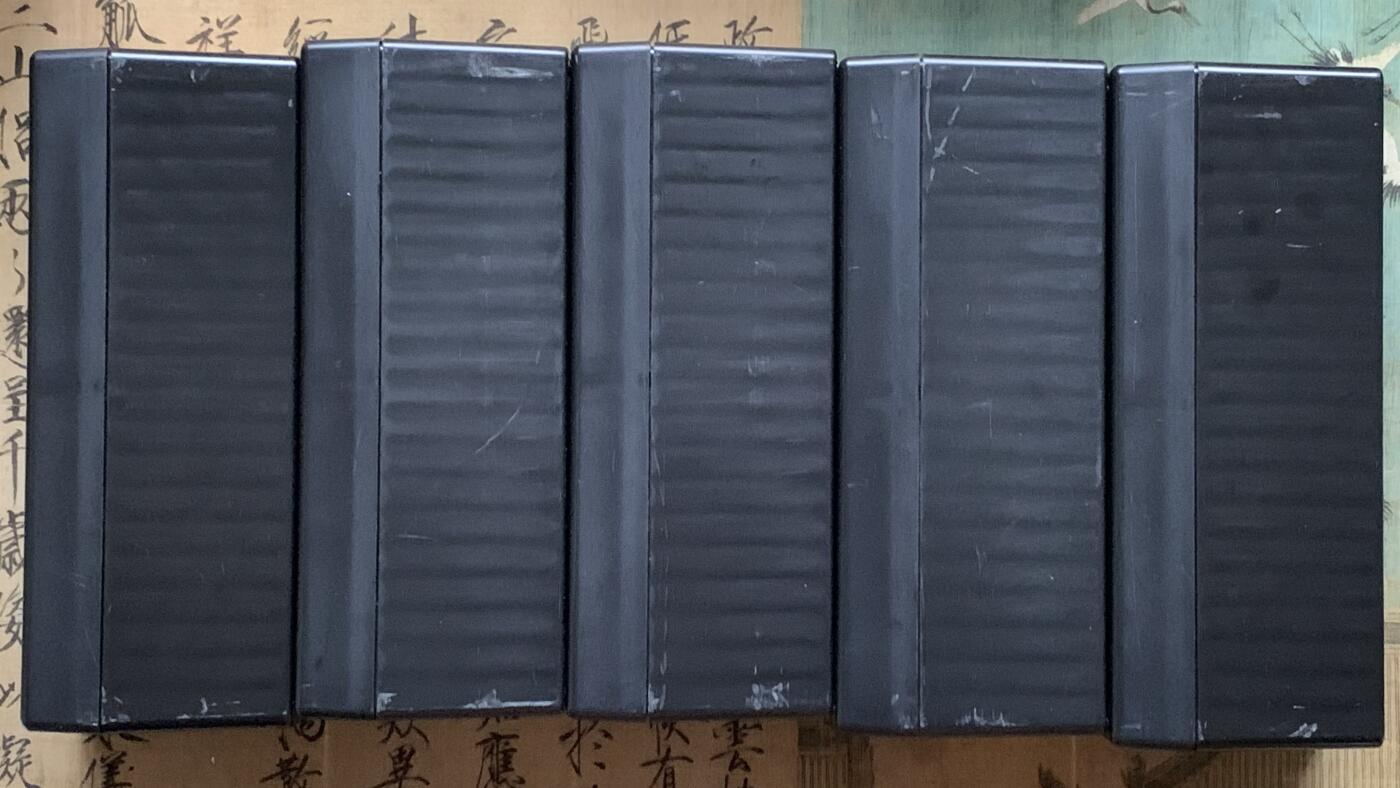 《竞宝斋》第470场 周日，周一，周二 3场连拍 （全场包邮）欢迎送拍 五个一组 PCGS评级币大号正版收纳盒（每个可装20枚PCGS评级币）黑色 细节见图