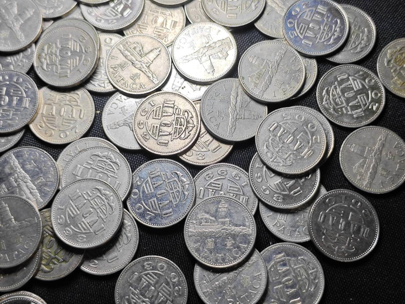 KK钱币收藏小铺   套币 批量/好品散币专场 2月预留时间 周末发货  澳门一元83枚一组