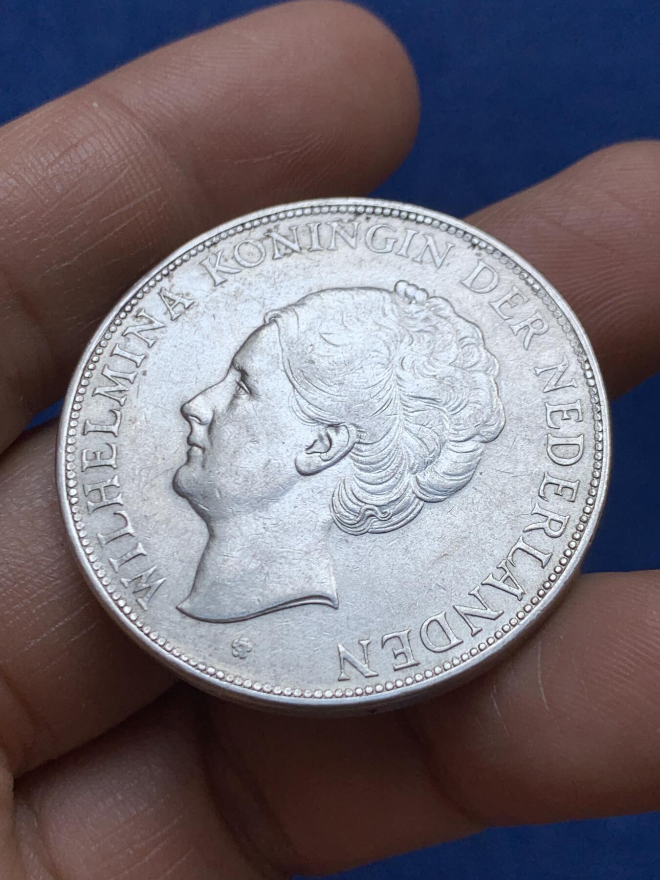 《竞宝斋》第470场 周日，周一，周二 3场连拍 （全场包邮）欢迎送拍 荷兰1930年威廉明娜女王2.5G银币 发丝清晰 压力十足