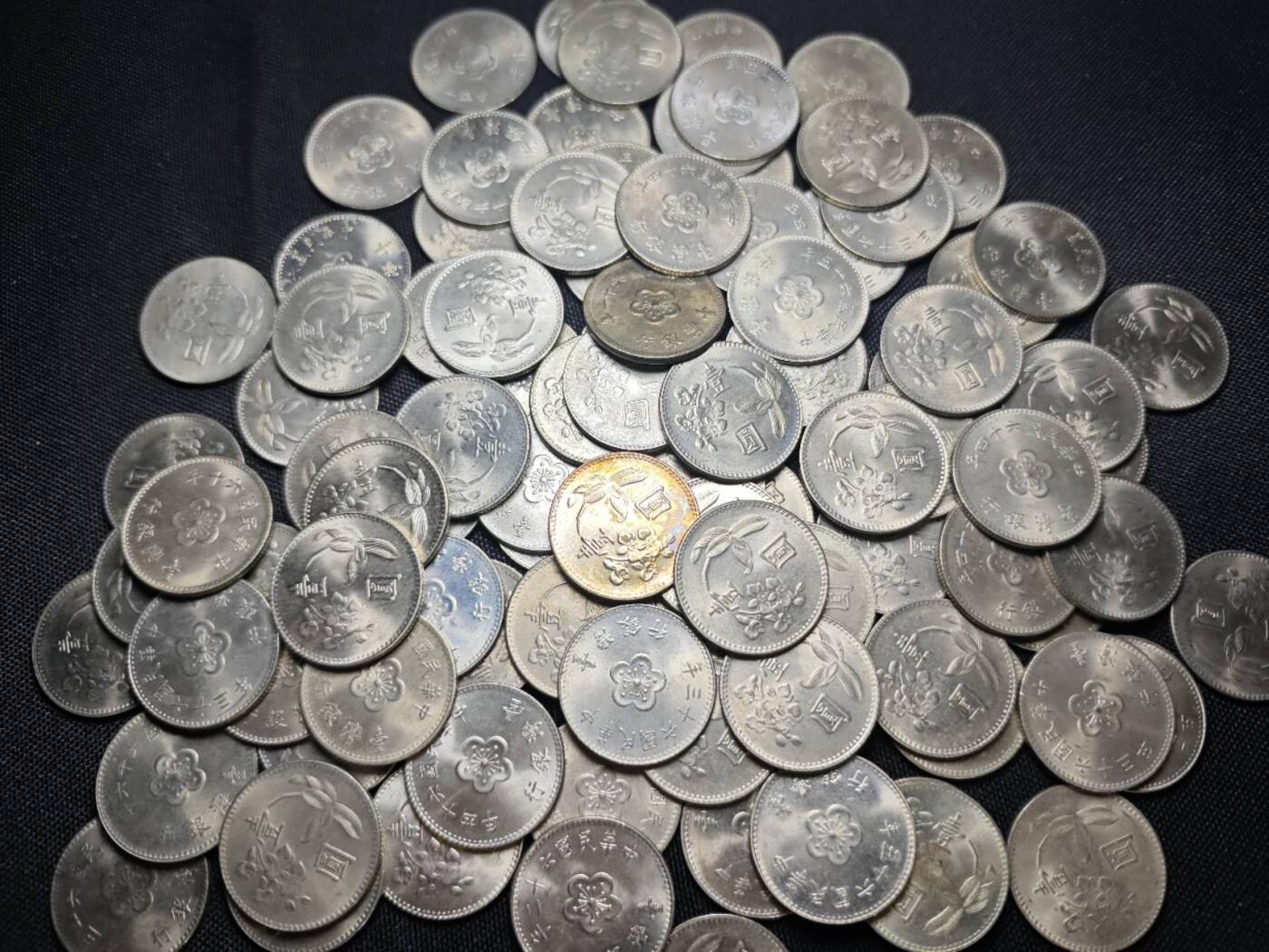 KK钱币收藏小铺   套币 批量/好品散币专场 2月预留时间 周末发货  