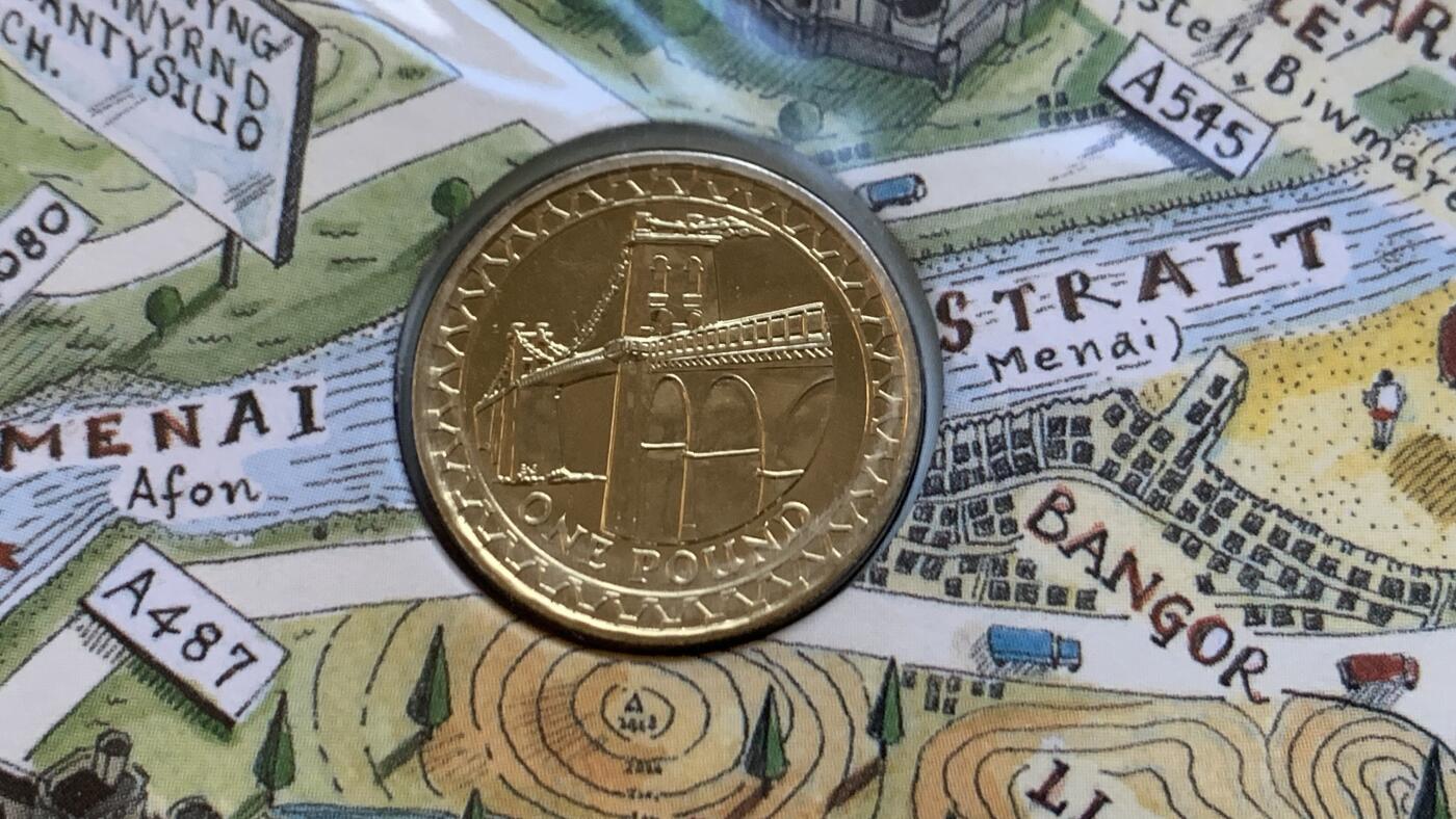 《竞宝斋》第470场 周日，周一，周二 3场连拍 （全场包邮）欢迎送拍 四枚一组 2004-2007年英国1英镑邮币封首日封 桥系列