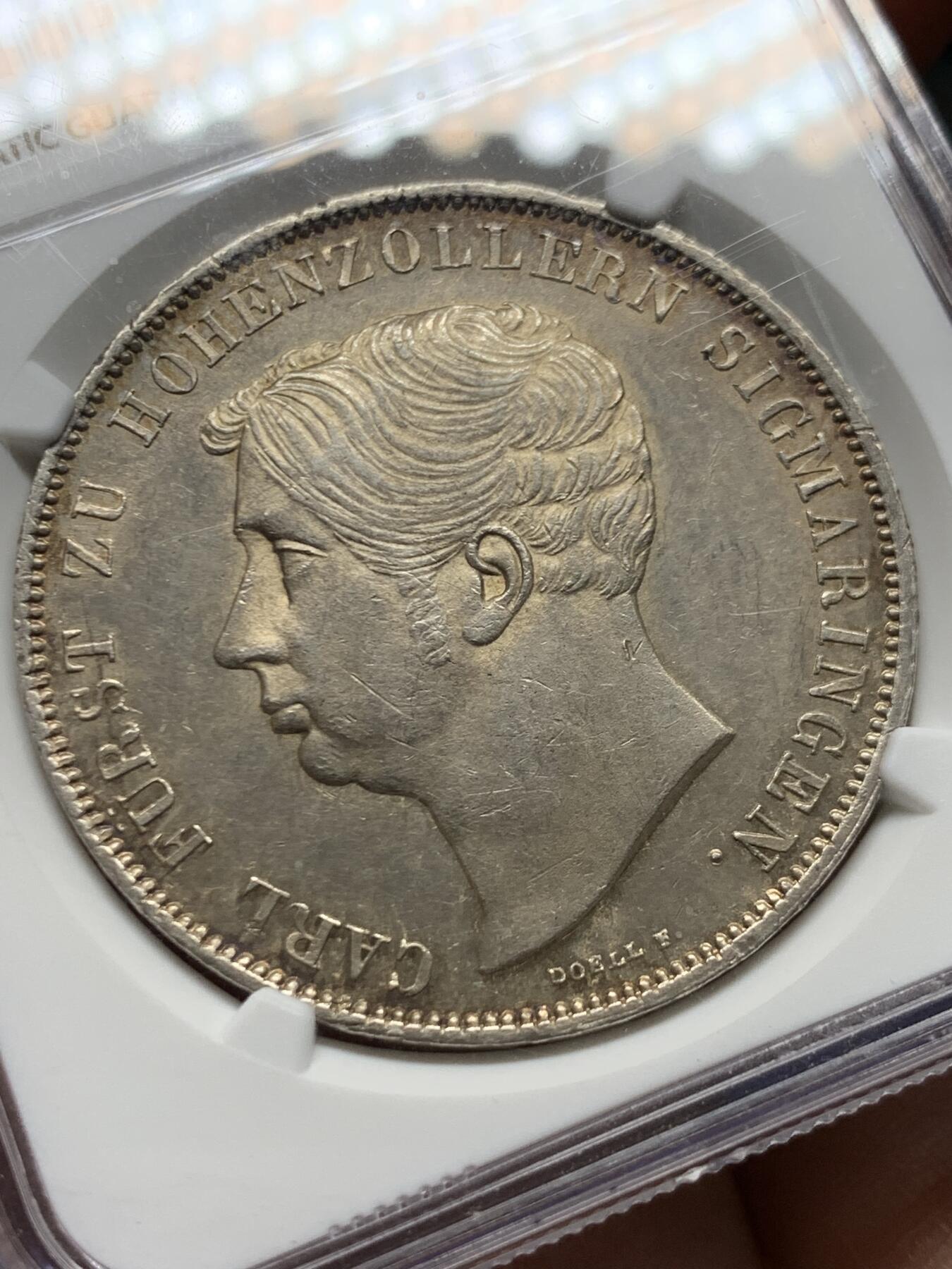 《竞宝斋》第470场 周日，周一，周二 3场连拍 （全场包邮）欢迎送拍 稀少 NGC MS62 德国 1844 霍亨索伦 2泰勒银币 大银币 资料显示3000枚的发行量 可见难得