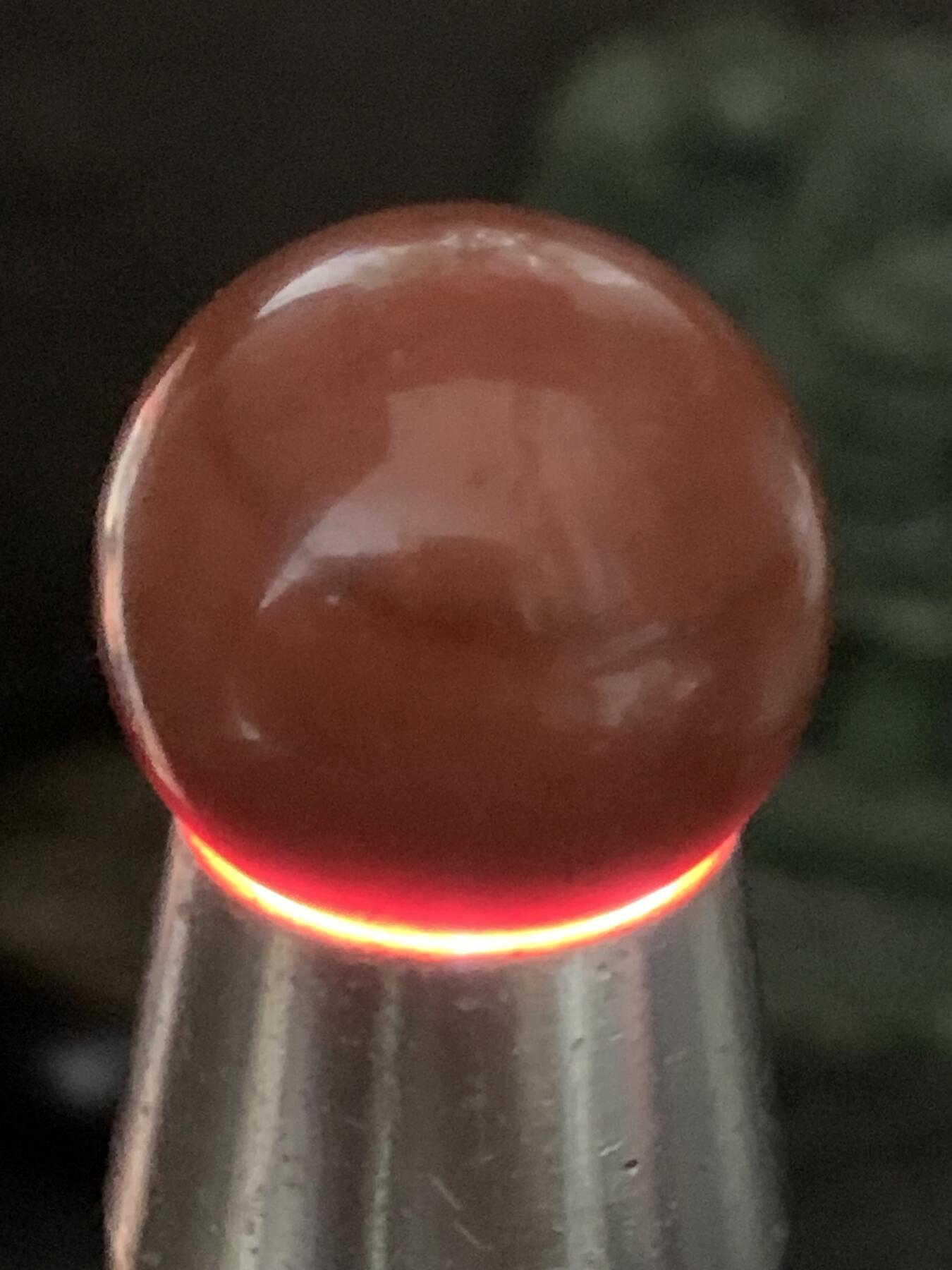 南红玛瑙柿子红大圆珠一颗，