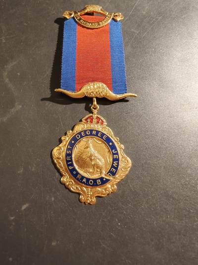 老王徽章第187期 - 英国皇家野牛兄弟会奖章 