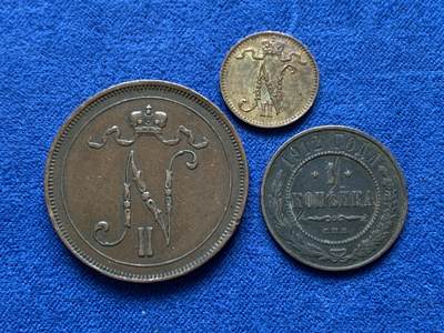 《竞宝斋》第470场 周日，周一，周二 3场连拍 （全场包邮）欢迎送拍 - 三枚一组 铜币：芬兰1909年1芬妮铜币，芬兰1915年10芬妮铜币，沙皇俄国1912年1戈比铜币