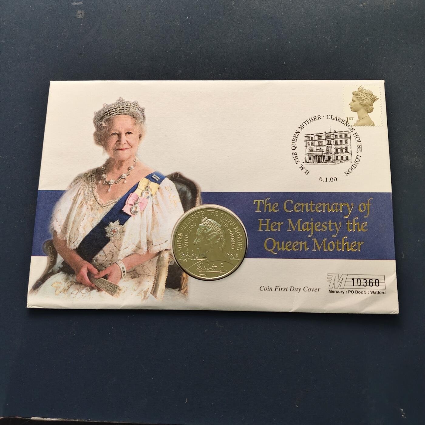 【全场包邮】纯粹捡漏拍513场 【邮币封】英国2000年5镑女王母亲伊丽莎白皇太后百岁大寿克朗型纪念邮币封