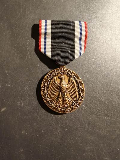 老王徽章第187期 - 美国荣誉战俘纪念章