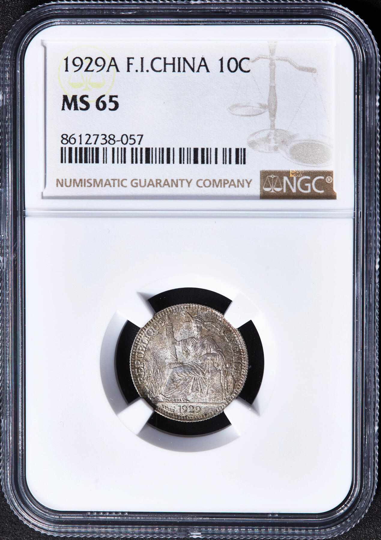 【俄甄集藏】2026年(049)03-18星期三 晚 19:30 全场包邮 法属印度支那1929年A版坐洋10分银币，NGC MS65，五彩包浆，转光品相，少见年份