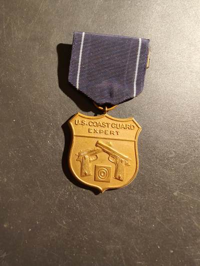 老王徽章第187期 - 美国海岸警备队手枪射击专精射手奖章