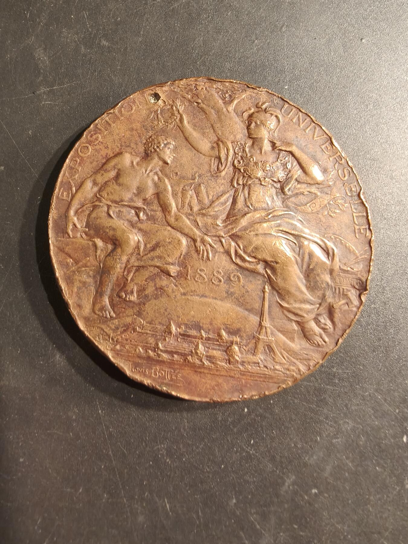 老王徽章第187期 法国1889巴黎世博会大铜章    直径64mm    重量109g