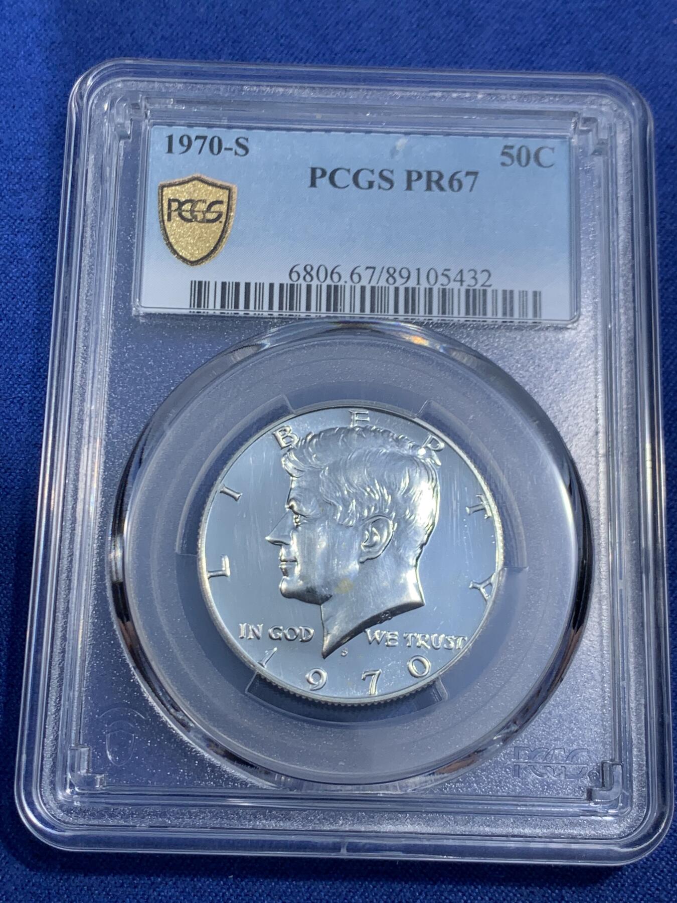 《竞宝斋》第470场 周日，周一，周二 3场连拍 （全场包邮）欢迎送拍 PCGS PR67 美国1970肯尼迪50美分精制银币 精制币不多见 分数也不错 背面支撑有磕