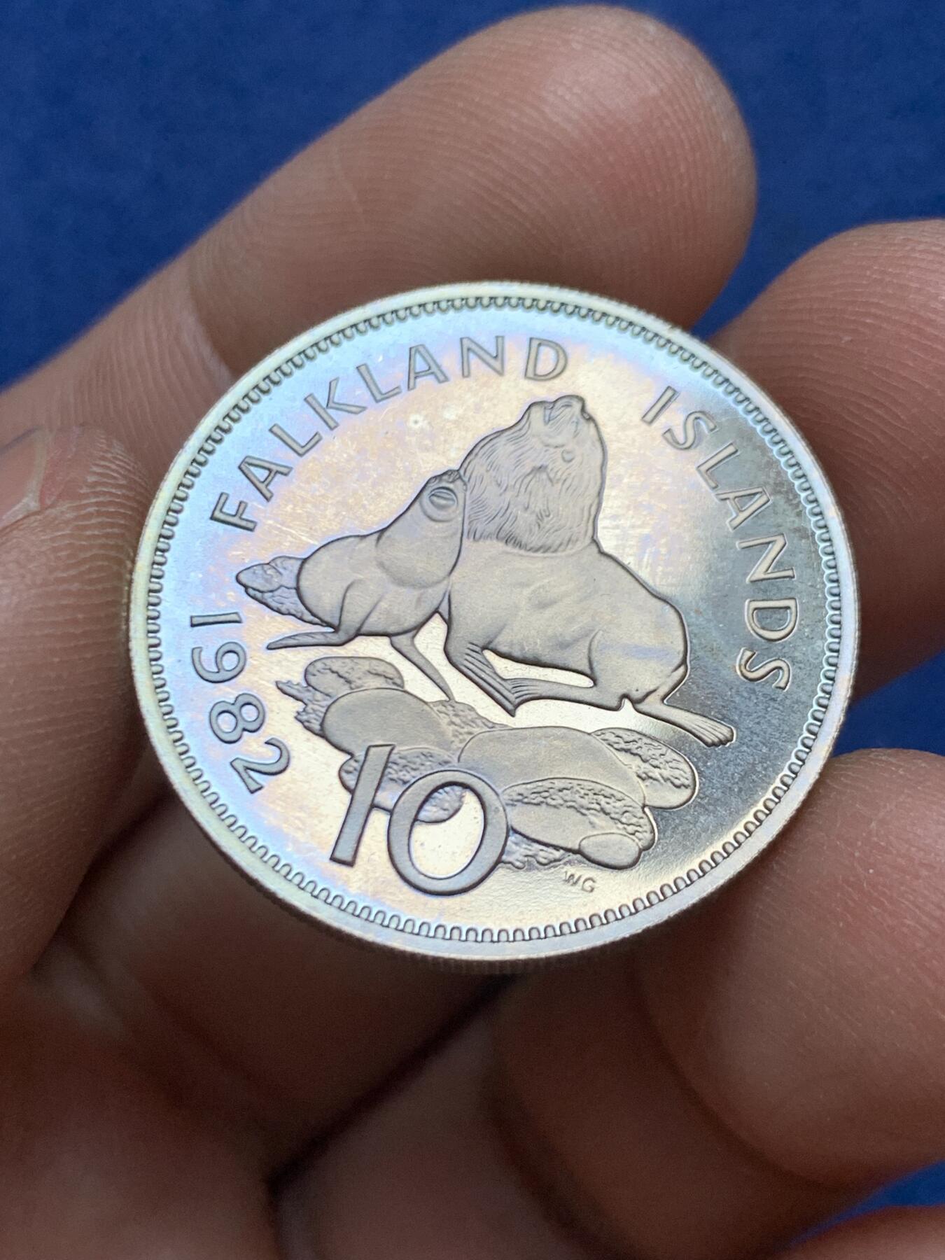 《竞宝斋》第470场 周日，周一，周二 3场连拍 （全场包邮）欢迎送拍 两枚一组 英属福克兰群岛1982年5、10分 PROOF