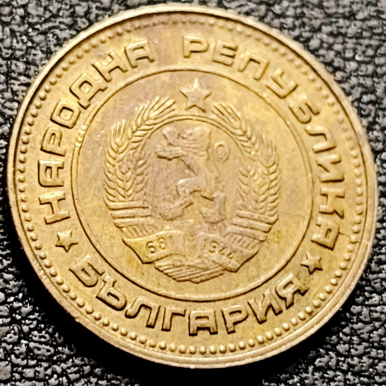 泉币菌-第210场-拍品多 请提前出价 年。