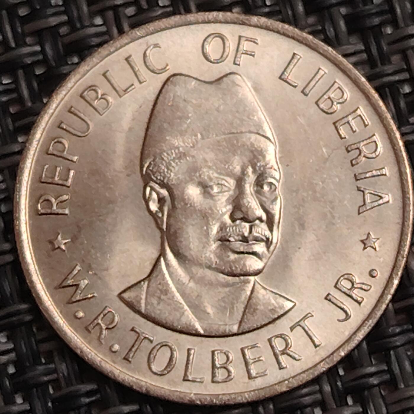 布加迪🐬～世界钱币(上海)🌾第 282 期 /  各国套币和散币 利比里亚🇱🇷 1976年 25分 FAO纪念币