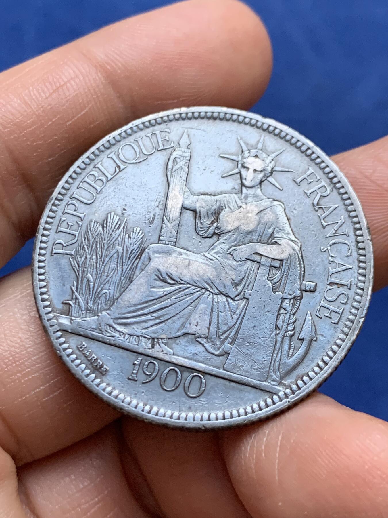 《竞宝斋》第470场 周日，周一，周二 3场连拍 （全场包邮）欢迎送拍 法属印支1900年坐洋银币