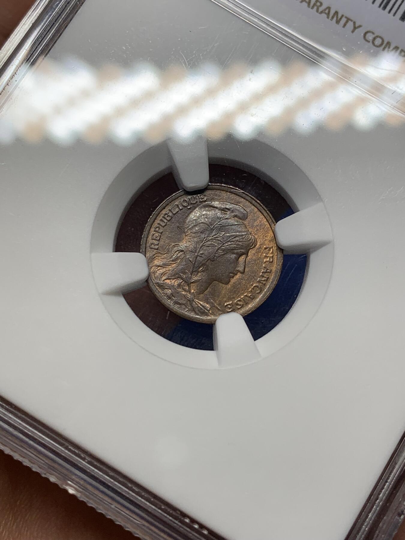 《竞宝斋》第470场 周日，周一，周二 3场连拍 （全场包邮）欢迎送拍 NGC MS64RB 法国1911年1分铜币 经典女神图案 冠军分