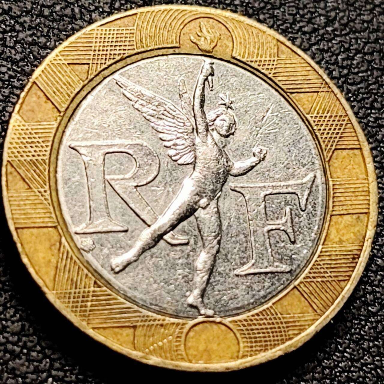 泉币菌-第210场-拍品多 请提前出价 。