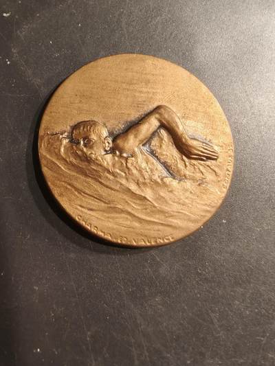 老王徽章第187期 - 法国普罗旺斯游泳竞赛主题大铜章     直径50mm    重量59.3g