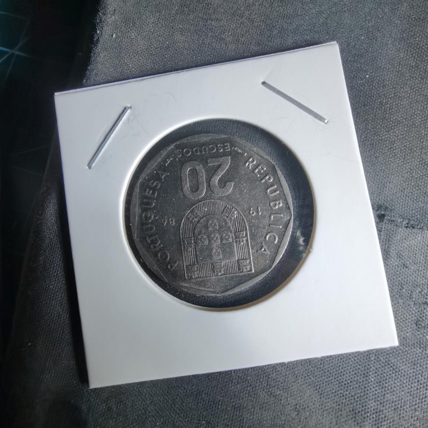 沼泽如烟--第1025场 葡萄牙1986年20埃斯库多