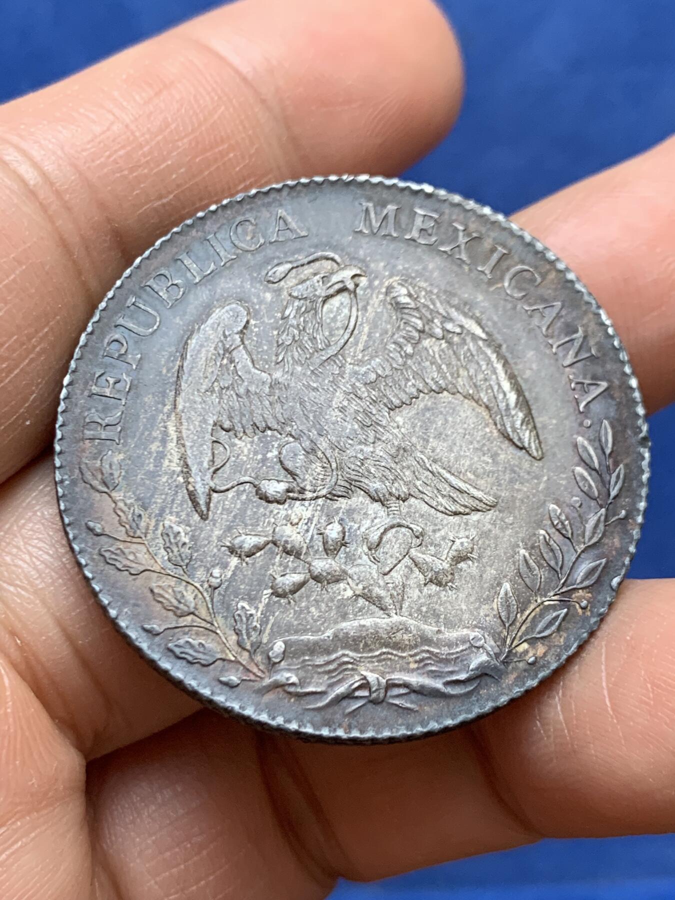 《竞宝斋》第470场 周日，周一，周二 3场连拍 （全场包邮）欢迎送拍 墨西哥1893年MO AM版花边鹰洋8里亚尔银币，卷尾老彩