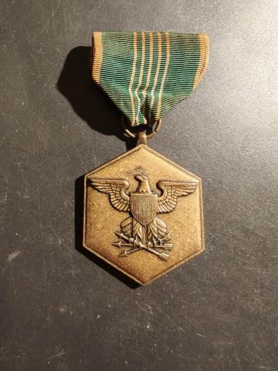 老王徽章第187期 - 美国陆军军事功绩奖章