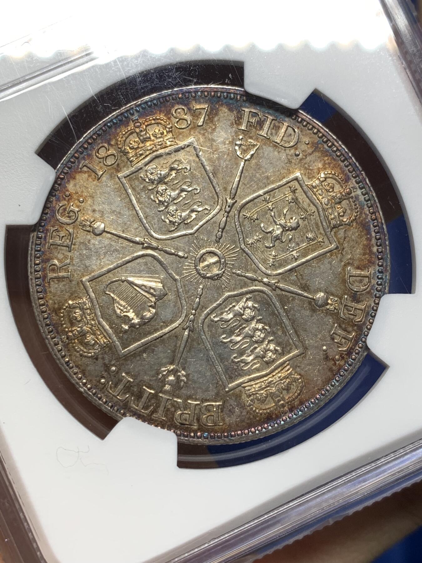 《竞宝斋》第470场 周日，周一，周二 3场连拍 （全场包邮）欢迎送拍 NGC UNCD 英国1887年维多利亚女王双佛罗林银币，酱彩包浆有镜面感