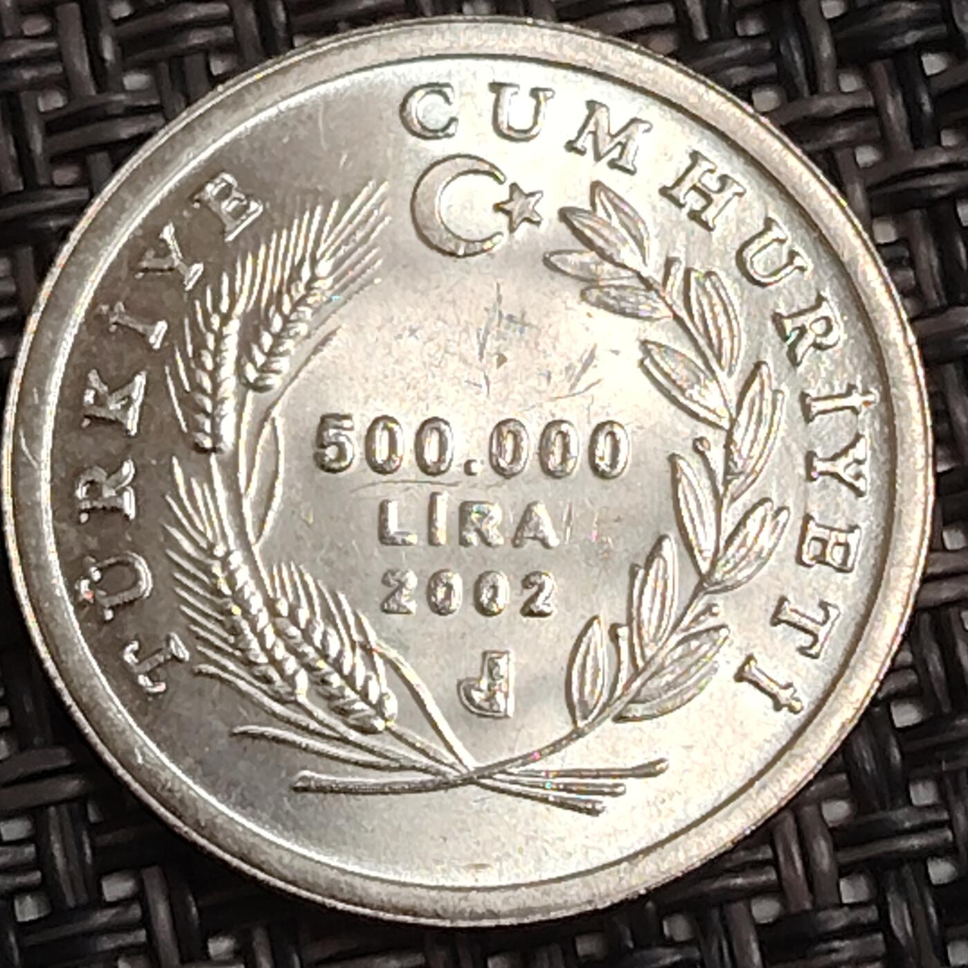 布加迪🐬～世界钱币(上海)🌾第 282 期 /  各国套币和散币 土耳其🇹🇷 2002年 50万里拉