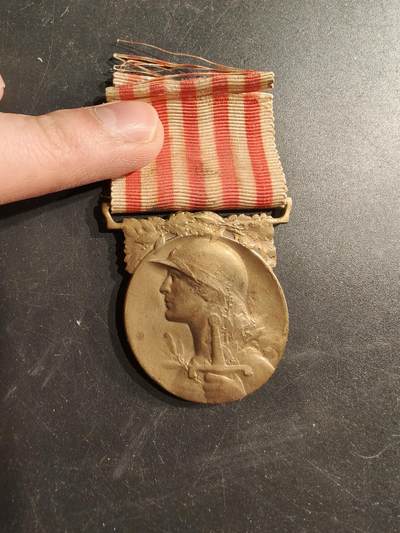 老王徽章第187期 - 法国一战纪念章