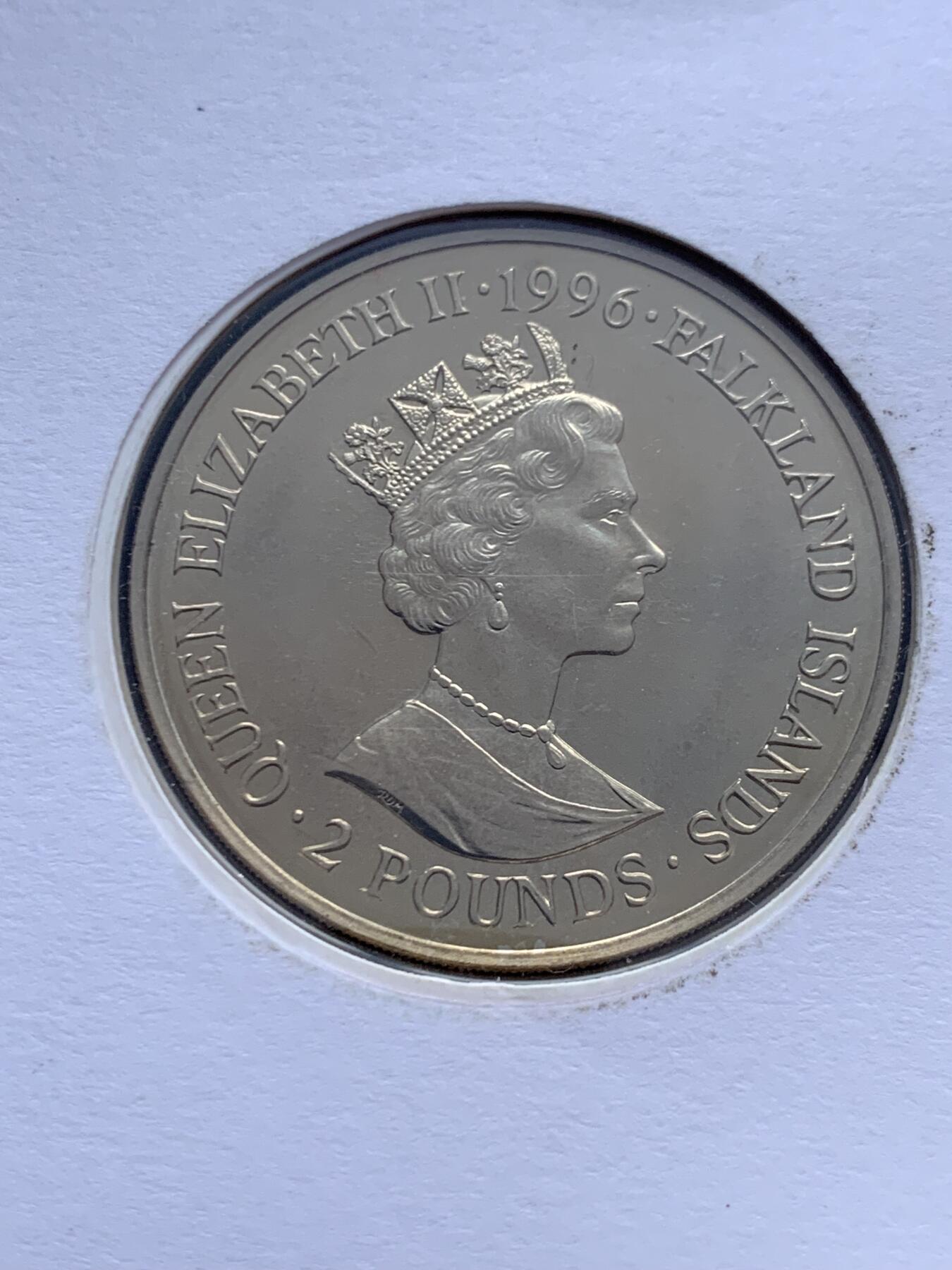 《竞宝斋》第470场 周日，周一，周二 3场连拍 （全场包邮）欢迎送拍 英属福克兰群岛1996年亨利八世2镑纪念币，邮币封