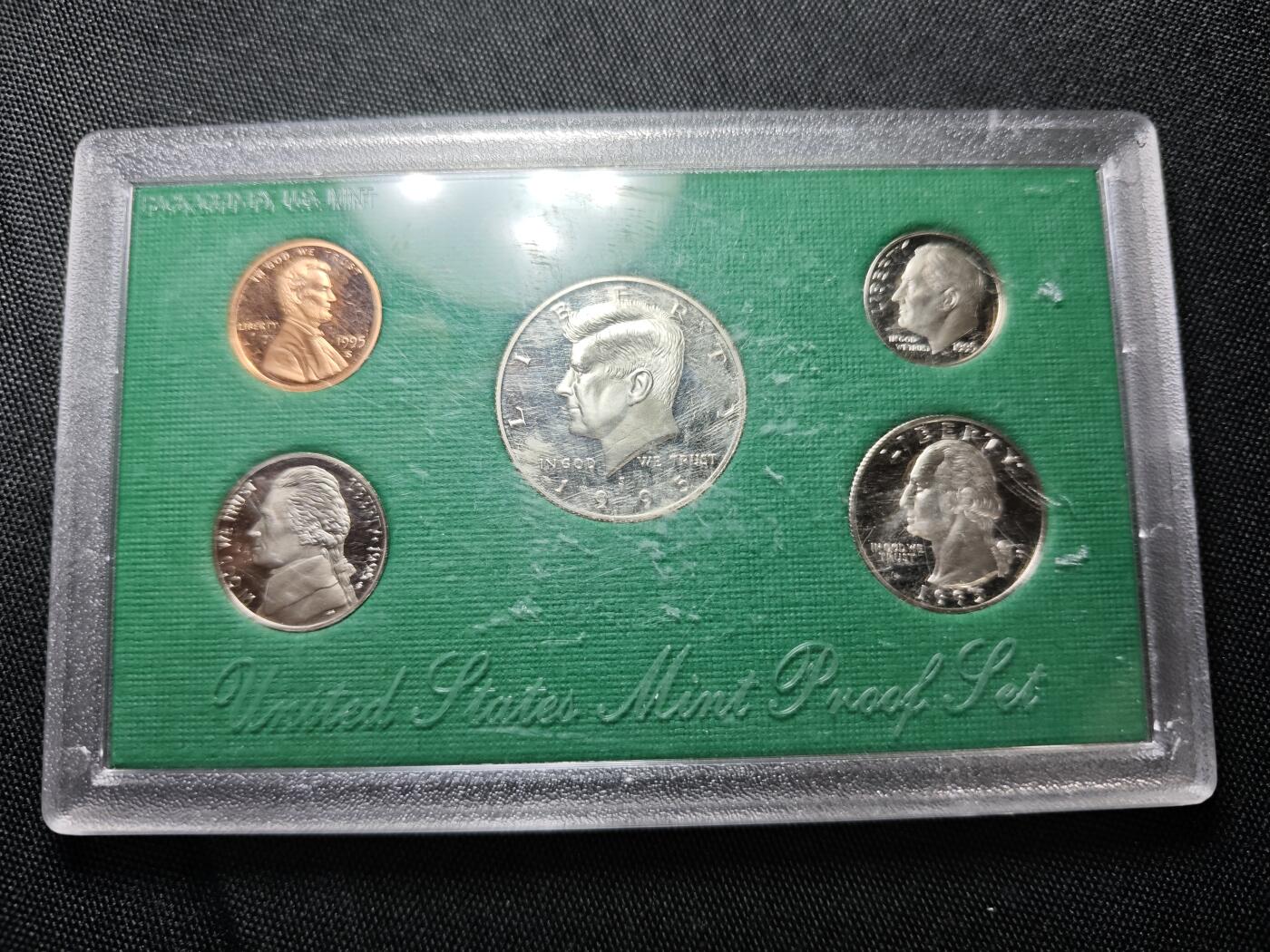 KK钱币收藏小铺   套币专场 2月预留时间 周末发货  1995美国大小面值清年精制套币