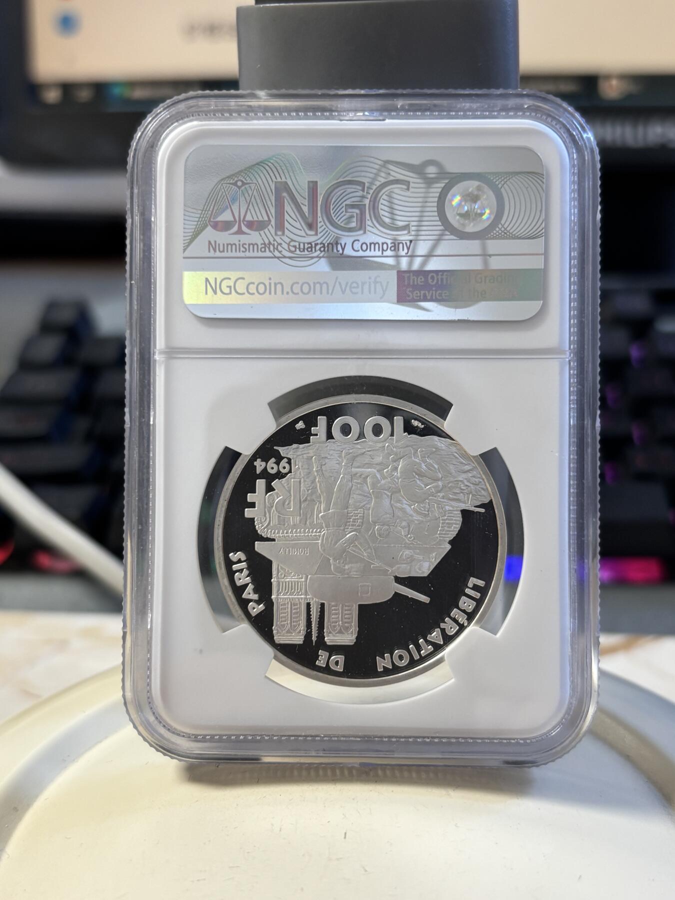 第194期拍卖 法国1994年二战系列戴高乐巴黎阅兵银样币NGC-PF68，900银，22.2克，发行1850枚