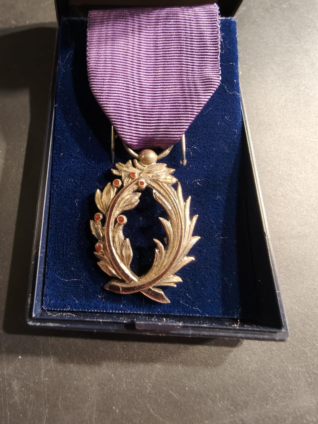 老王徽章第187期